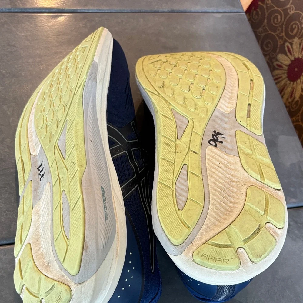 ASICS GT-4000 4  in Blue Expanse Cool Matcha Running Shoes - Picture 8 of 8